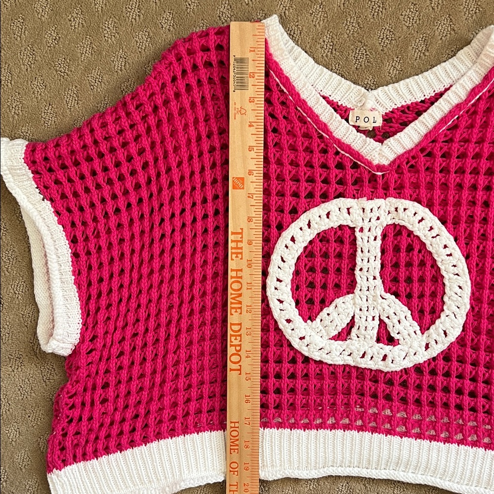 POL Pink and White Peace Crochet Open Knit Crop Top Sz L - Picture 8 of 10